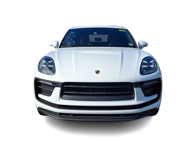 2022 Porsche Macan Base