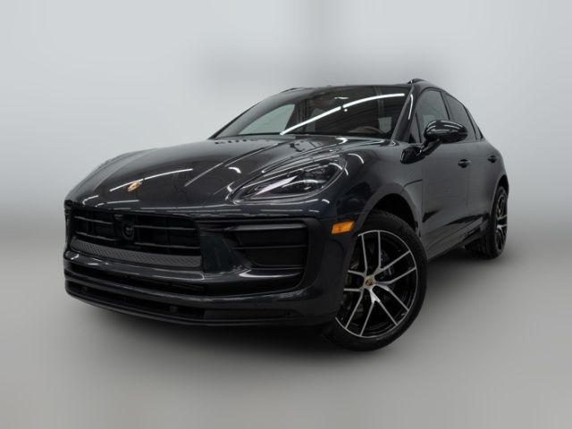 2022 Porsche Macan Base