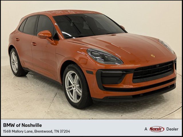 2022 Porsche Macan Base