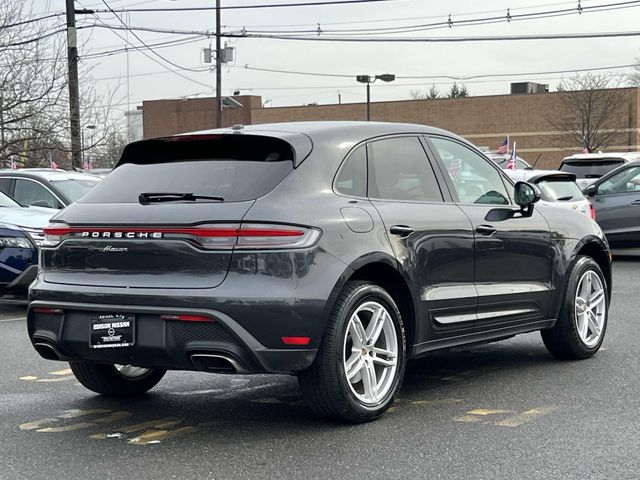 2022 Porsche Macan Base