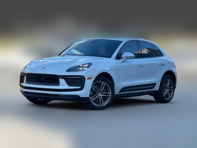 2022 Porsche Macan Base