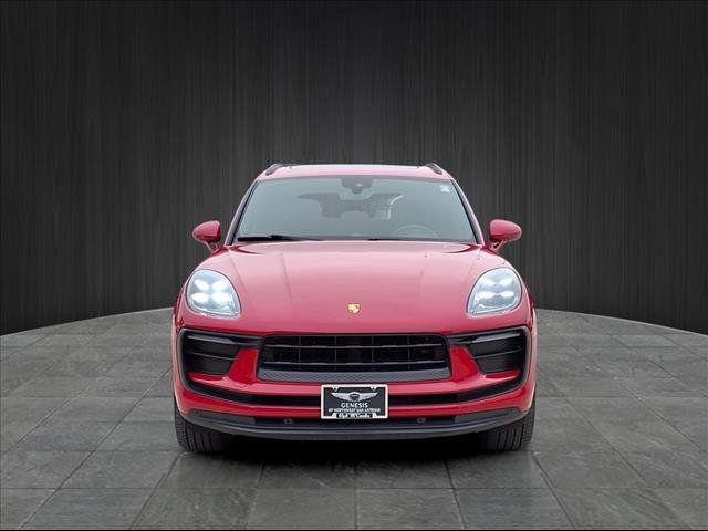 2022 Porsche Macan Base