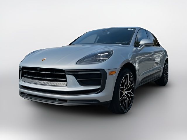 2022 Porsche Macan Base