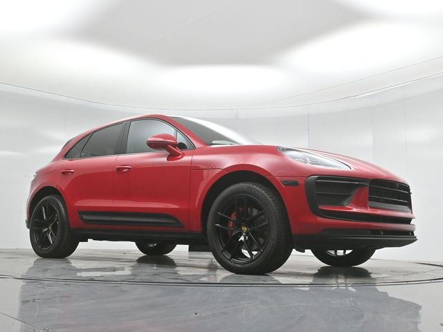 2022 Porsche Macan Base