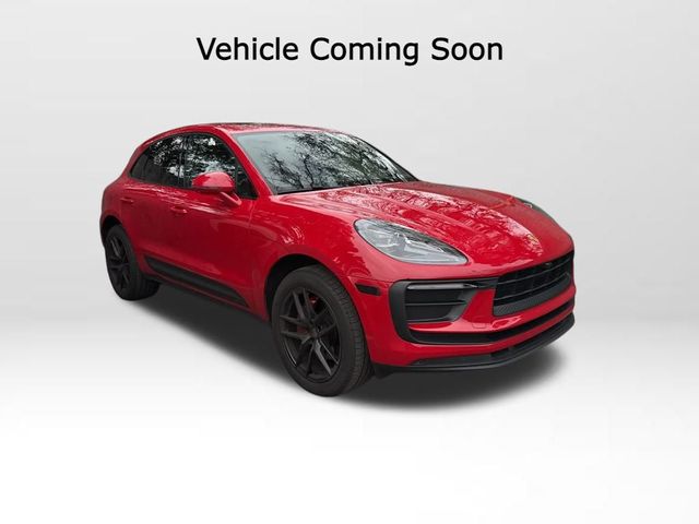 2022 Porsche Macan Base