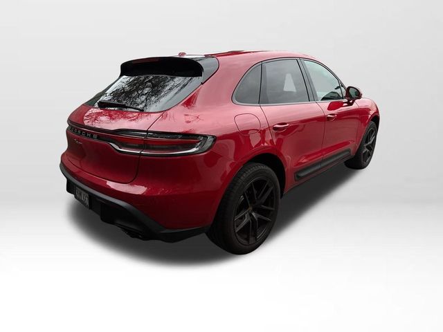 2022 Porsche Macan Base