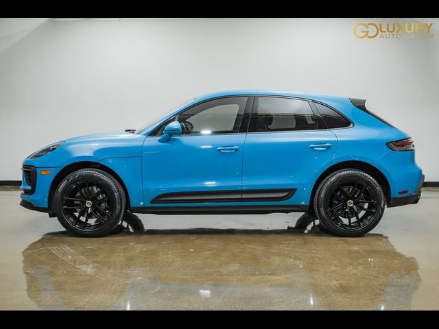 2022 Porsche Macan Base