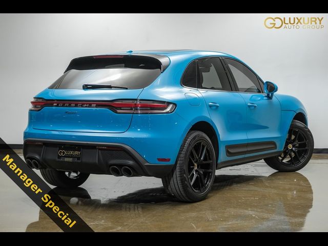 2022 Porsche Macan Base