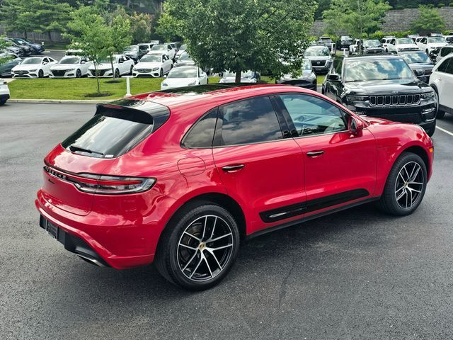 2022 Porsche Macan Base