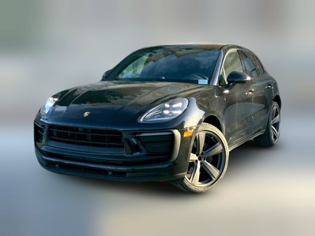 2022 Porsche Macan Base