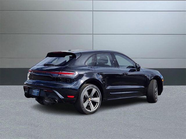 2022 Porsche Macan Base