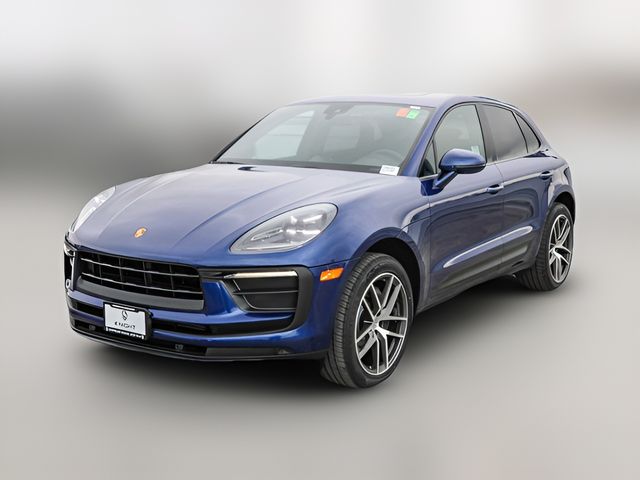 2022 Porsche Macan Base