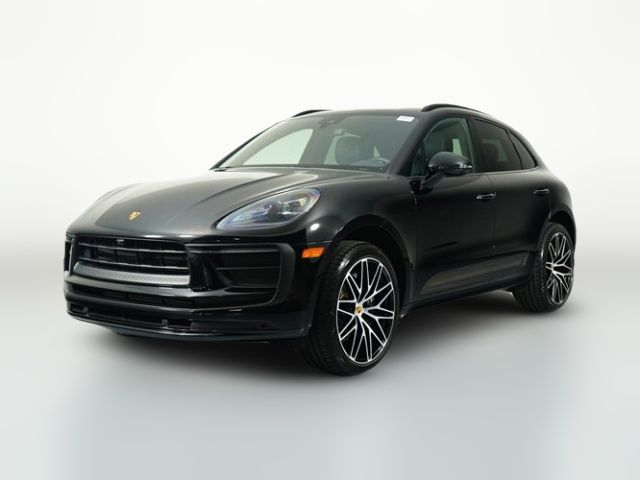 2022 Porsche Macan Base