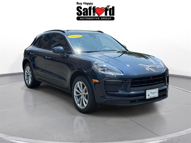 2022 Porsche Macan Base