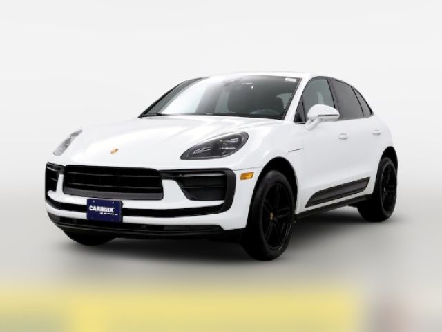 2022 Porsche Macan Base