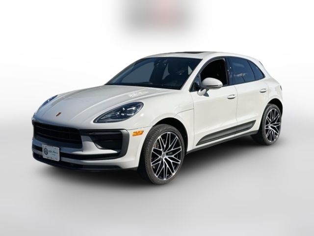 2022 Porsche Macan Base