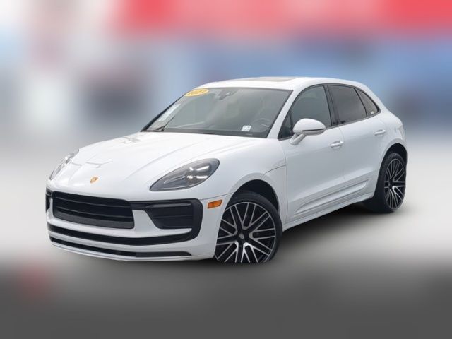 2022 Porsche Macan Base