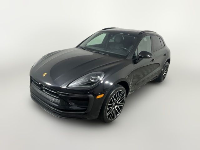 2022 Porsche Macan Base