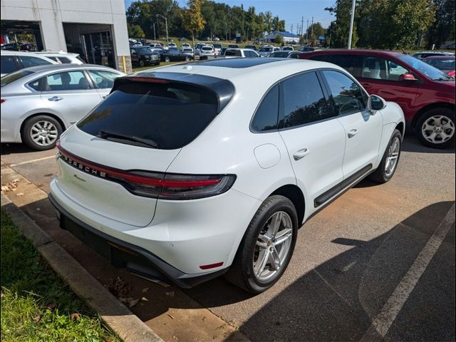 2022 Porsche Macan Base