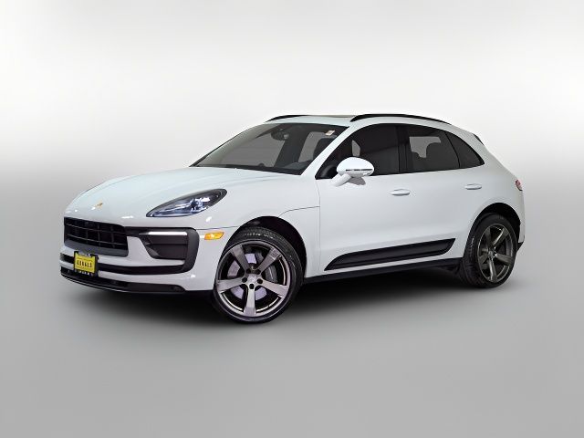 2022 Porsche Macan Base