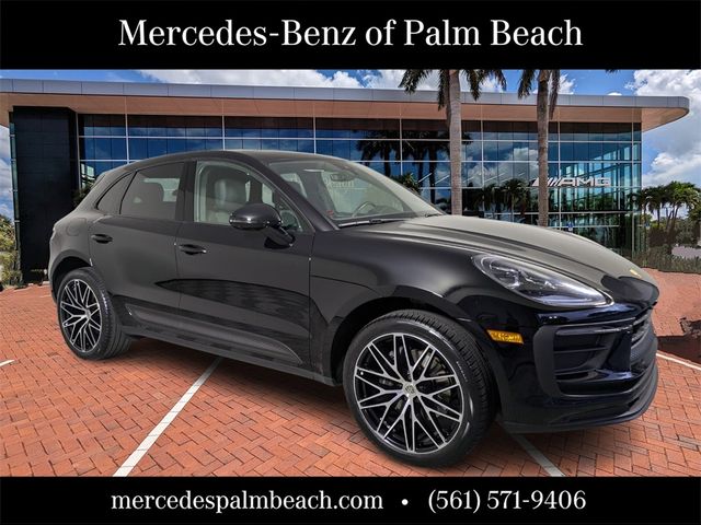 2022 Porsche Macan Base