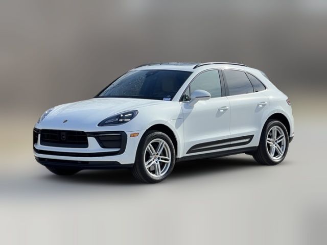 2022 Porsche Macan Base