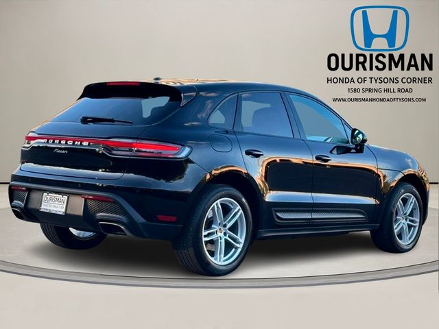 2022 Porsche Macan Base