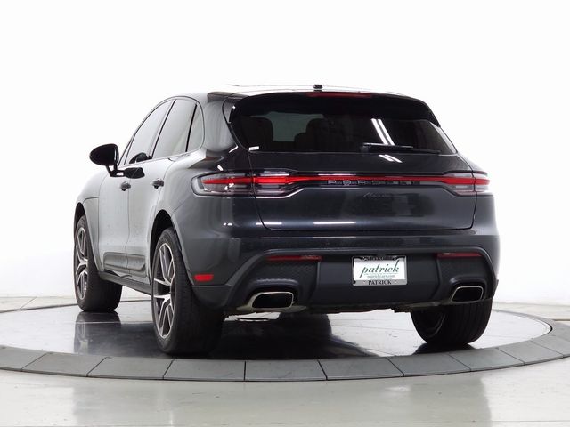 2022 Porsche Macan Base