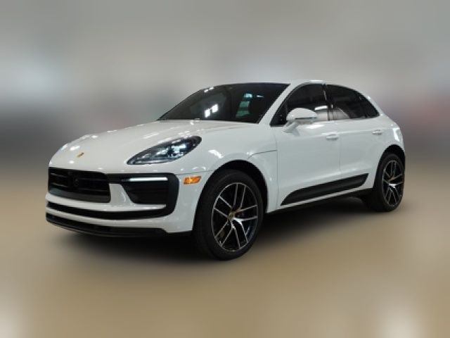 2022 Porsche Macan Base