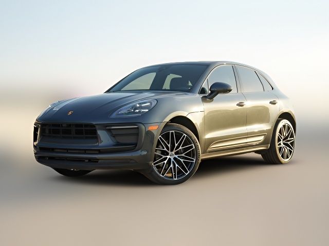 2022 Porsche Macan Base