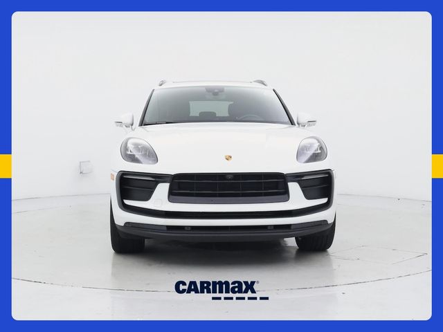 2022 Porsche Macan Base