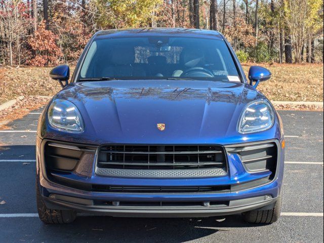 2022 Porsche Macan Base