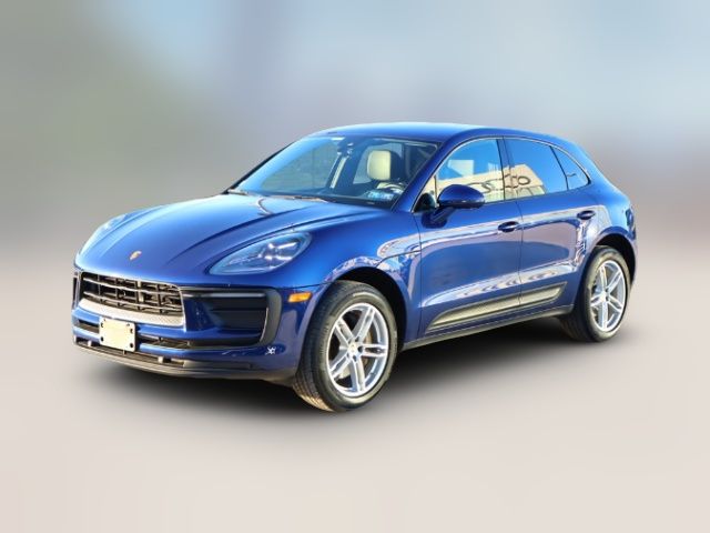 2022 Porsche Macan Base