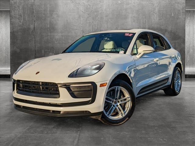 2022 Porsche Macan Base