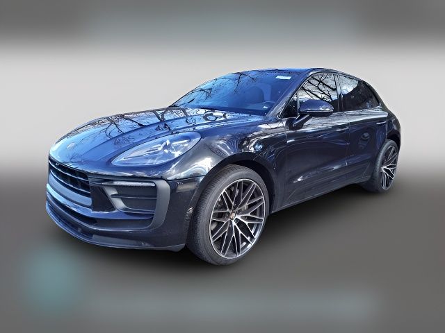 2022 Porsche Macan Base