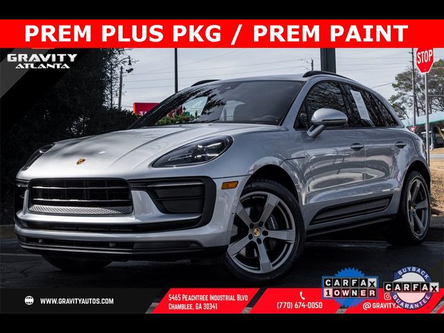 2022 Porsche Macan Base