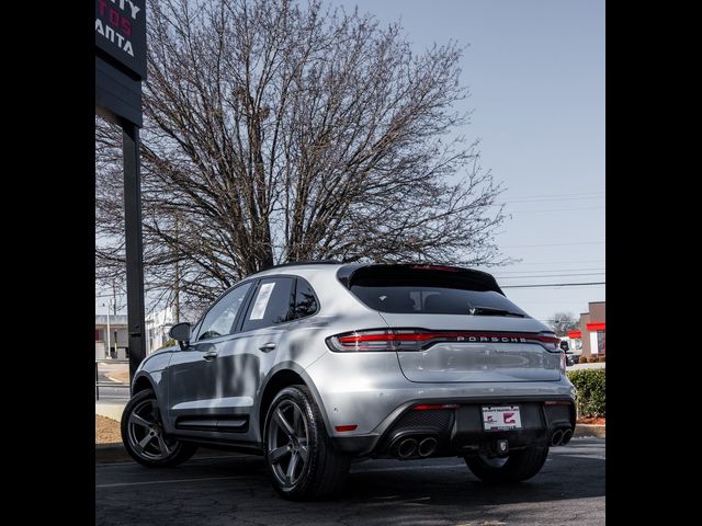 2022 Porsche Macan Base