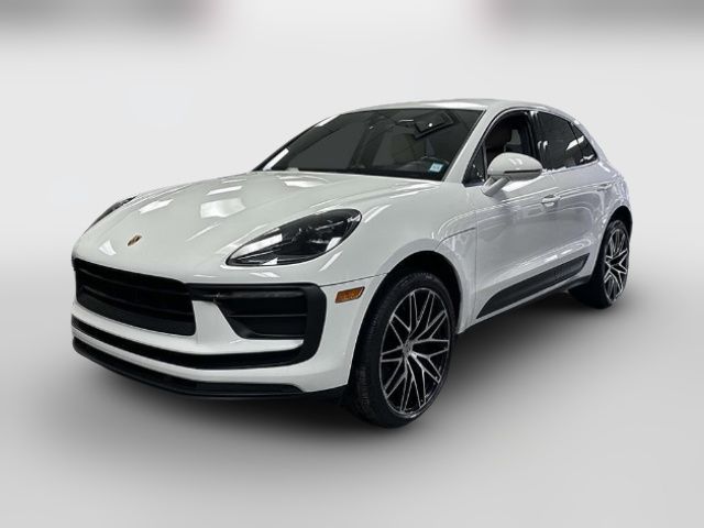 2022 Porsche Macan Base