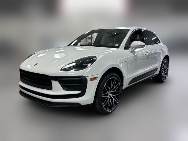 2022 Porsche Macan Base