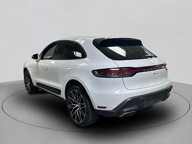 2022 Porsche Macan Base