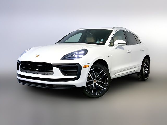 2022 Porsche Macan Base