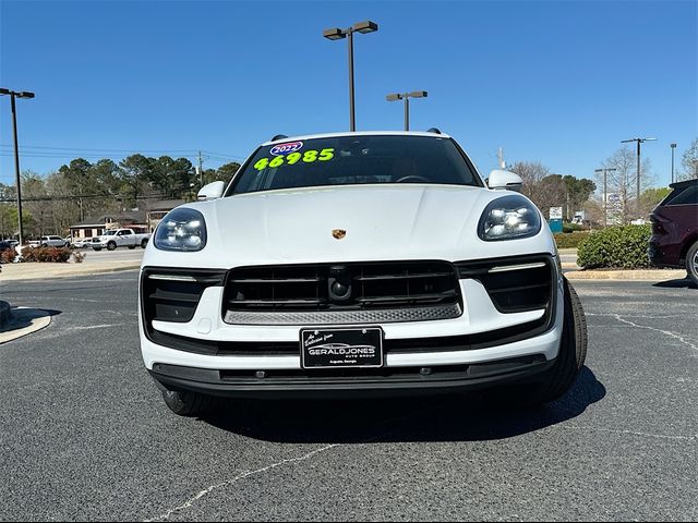 2022 Porsche Macan Base