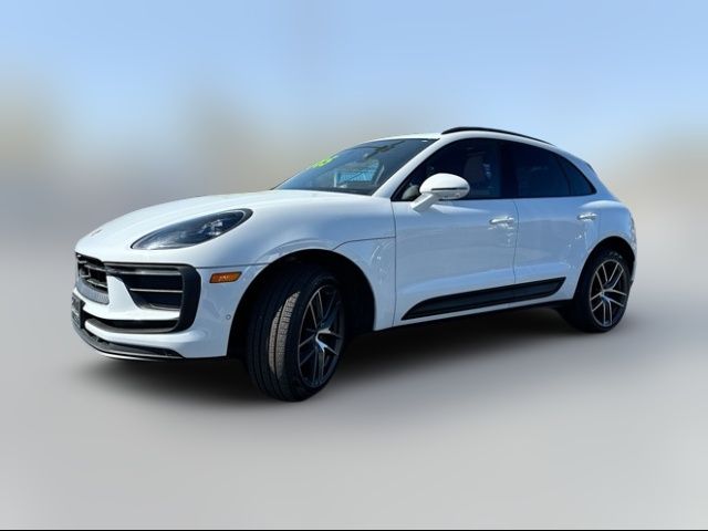 2022 Porsche Macan Base
