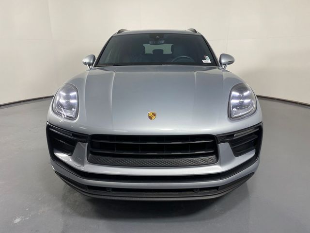 2022 Porsche Macan Base