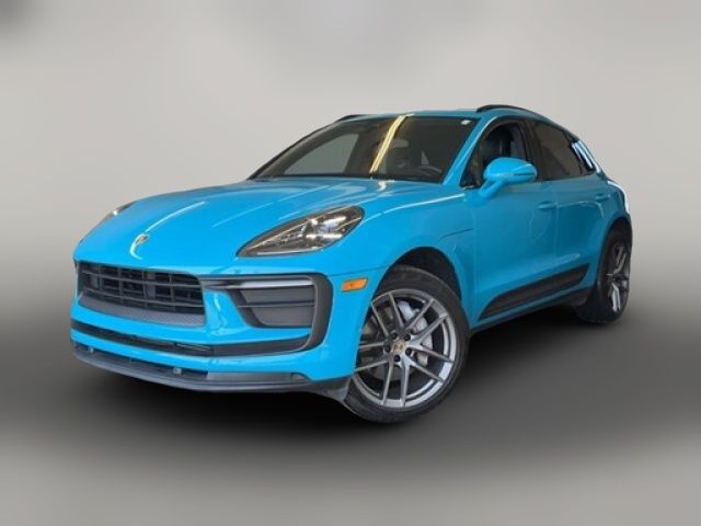 2022 Porsche Macan Base