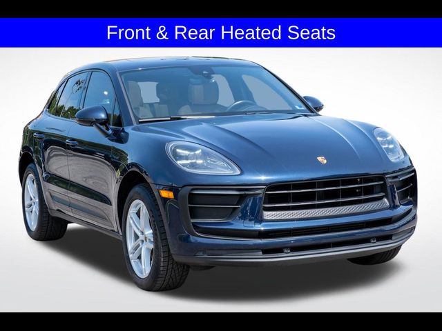 2022 Porsche Macan Base