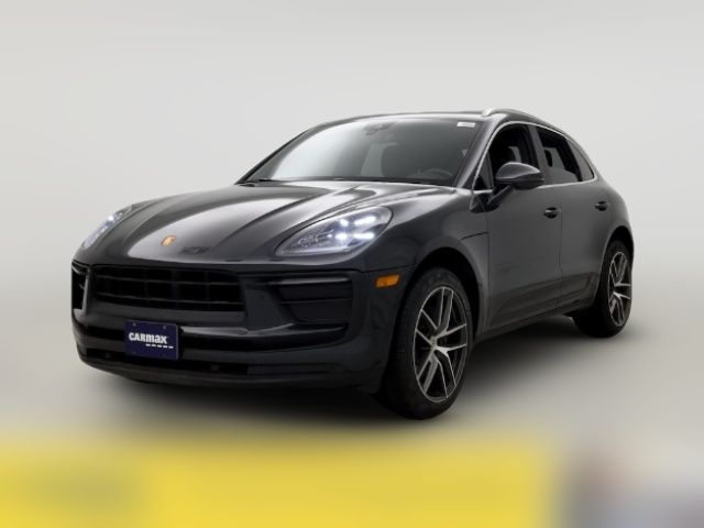 2022 Porsche Macan Base