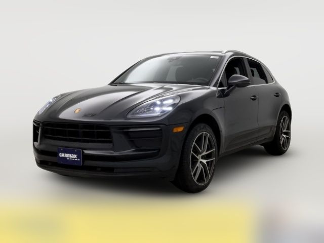 2022 Porsche Macan Base