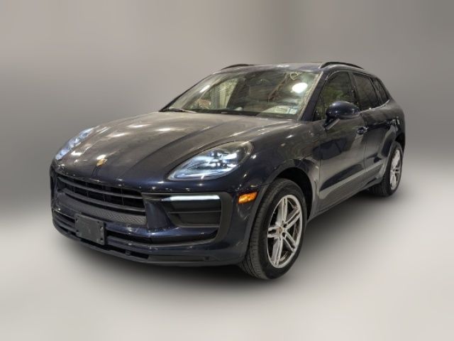 2022 Porsche Macan Base