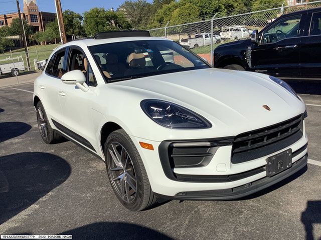 2022 Porsche Macan Base